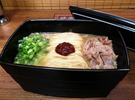 ラーメン店「一蘭」が看板メニュー封印「とんこつ不使用ラーメン」専門