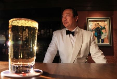 貴重！創業100年超えの老舗バー「サンボア」グッズ
