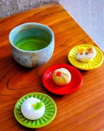 丹波焼窯元が元工房をカフェに 人気の器で抹茶や和菓子提供
