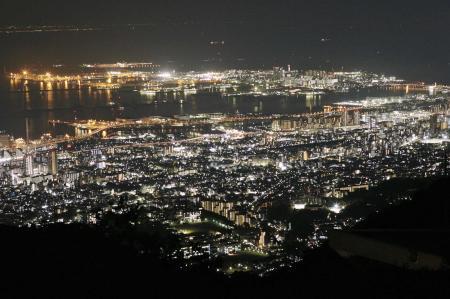 摩耶山ｖｓ六甲山 神戸の夜景どちらがおすすめ おでかけトピック 兵庫おでかけプラス 神戸新聞next