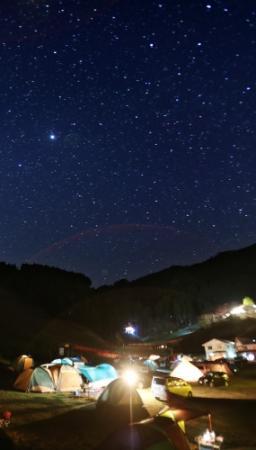 美しい星空は最高の贅沢 養父のキャンプ場 おでかけトピック 兵庫おでかけプラス 神戸新聞next 美しい星空は最高の贅沢 養父のキャンプ場 おでかけトピック 兵庫おでかけプラス 神戸新聞next