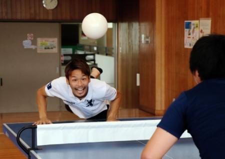 頭で卓球 ヘディス です 7月篠山で関西予選 おでかけトピック 兵庫おでかけプラス 神戸新聞next 頭で卓球 ヘディス です 7月篠山で関西予選 おでかけトピック 兵庫おでかけプラス 神戸新聞next
