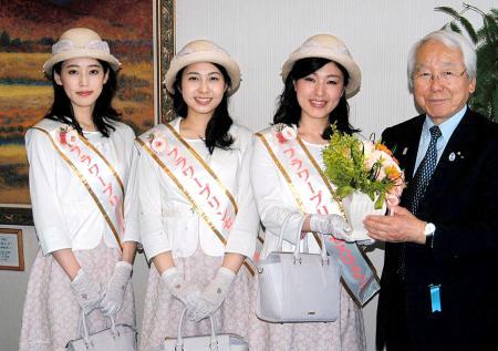 新フラワープリンセス決定 兵庫県知事に抱負 おでかけトピック 兵庫おでかけプラス 神戸新聞next 新フラワープリンセス決定 兵庫県知事に抱負 おでかけトピック 兵庫おでかけプラス 神戸新聞next