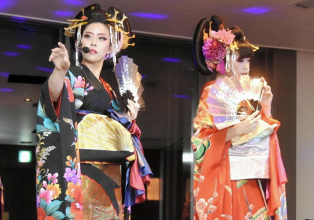 花魁 で狙う外国人観光客 姫路で劇団設立 おでかけトピック 兵庫おでかけプラス 神戸新聞next
