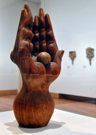 時代ごとに多彩な作風 河井寛次郎の没後50年企画展 | おでかけ