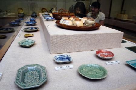 秋テーマ、三田焼の名品紹介 陶芸館で企画展 | おでかけトピック