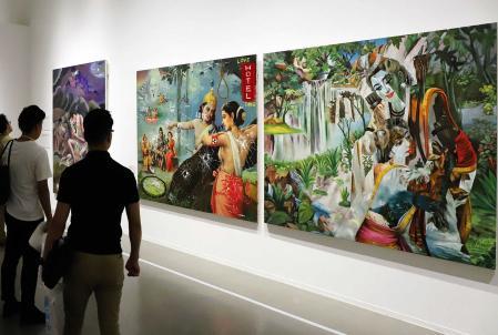 キーワードは「滝」 神戸で著名2作家個展が開幕 横尾忠則、千住博両氏