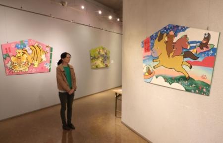 12年描き続けた特大絵馬の作品展 加古川出身のイラストレーター おでかけトピック 兵庫おでかけプラス 神戸新聞next 12年描き続けた特大絵馬の作品展 加古川出身のイラストレーター おでかけトピック 兵庫おでかけプラス 神戸新聞next