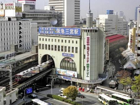 巨大アーチ再び 阪急 三宮新ビル レトロな低層部の外観完成 おでかけトピック 兵庫おでかけプラス 神戸新聞next 巨大アーチ再び 阪急 三宮新ビル レトロな低層部の外観完成 おでかけトピック 兵庫おでかけプラス 神戸新聞next
