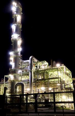 工場の夜景 多彩な角度から 関西有数の名所 姫路 網干区 おでかけトピック 兵庫おでかけプラス 神戸新聞next