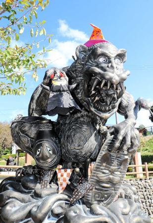 怖い妖怪 かわいく仮装 ６種の像がハロウィーン仕様 おでかけトピック 兵庫おでかけプラス 神戸新聞next