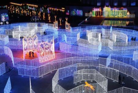 関西最大級、LED電球500万個 神戸で光の祭典 | おでかけトピック