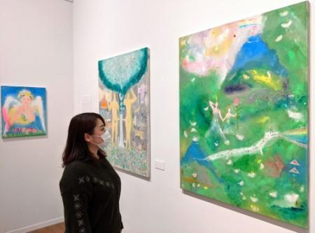 【お気にいる】 天使画」で人気の寺門孝之 西脇で作品展 | おでかけトピック 絵画