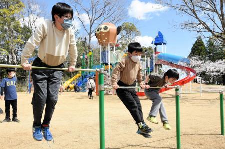２０ｍのターザンロープ ローラースライダー こどもの国 が一新 稲美中央公園 おでかけトピック 兵庫おでかけプラス 神戸新聞next