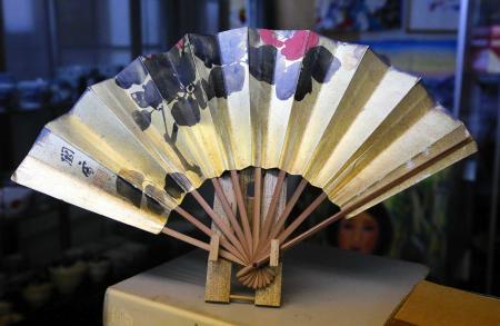 日本画の巨匠・橋本関雪の美を伝える 交流深めた男性の孫