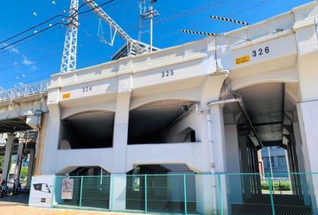 東洋一」と称された神戸市電、高架橋に名残 JR神戸駅近くに