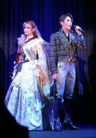 宝塚歌劇 星組が8年ぶりに再演、6月公演でファン待望の仏