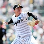 力投する阪神先発の村上