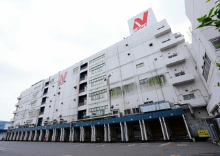 低温物流事業を行っているニチレイグループの物流センター＝１６日午後、千葉県船橋市