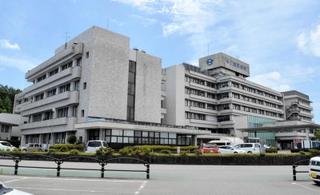 耐震強度不足のため建て替えが予定されている加西病院＝加西市北条町横尾１