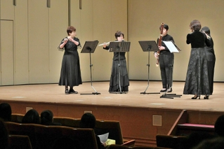 華麗な演奏が観客を魅了したコンサート＝三木市文化会館