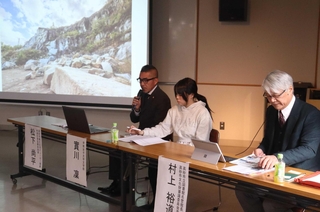 竜山石など地域の文化財の継承について考えたパネルディスカッションの様子＝高砂市教育センター