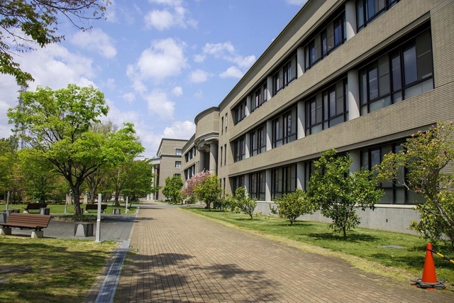 大阪大学吹田キャンパス（decoplus／stock.adobe.com）