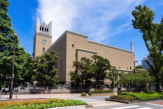 早稲田大学（yu_photo／stock.adobe.com）