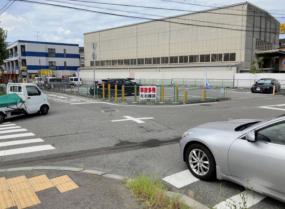 伊川谷小近くの交差点＝神戸市西区北別府４