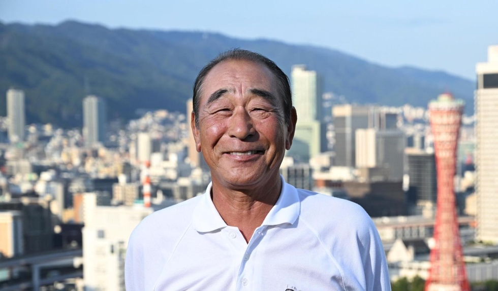 佐藤義則さん＝神戸市中央区東川崎町１（撮影・大田将之）