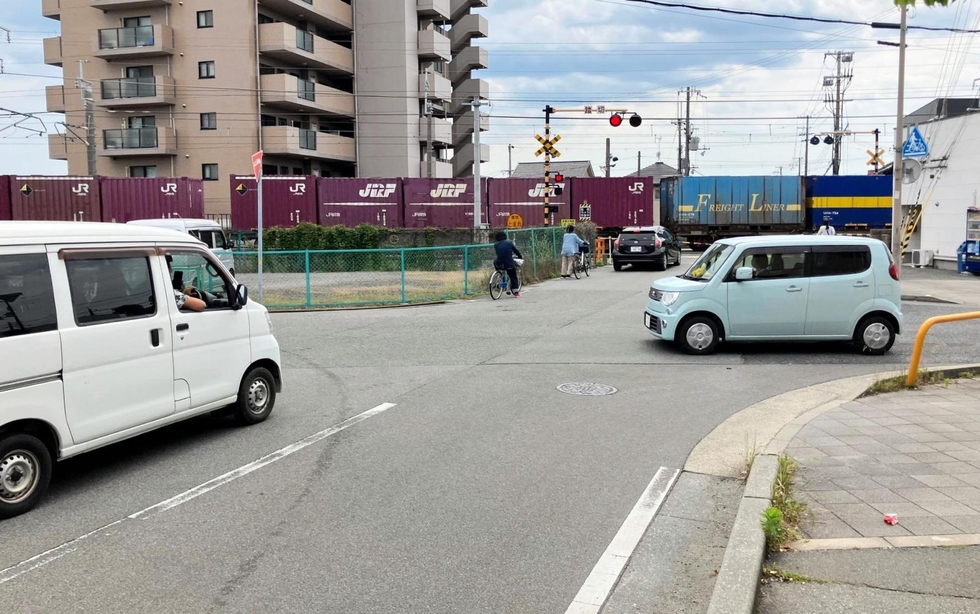 つつじ野の交差点＝加古川市平岡町つつじ野