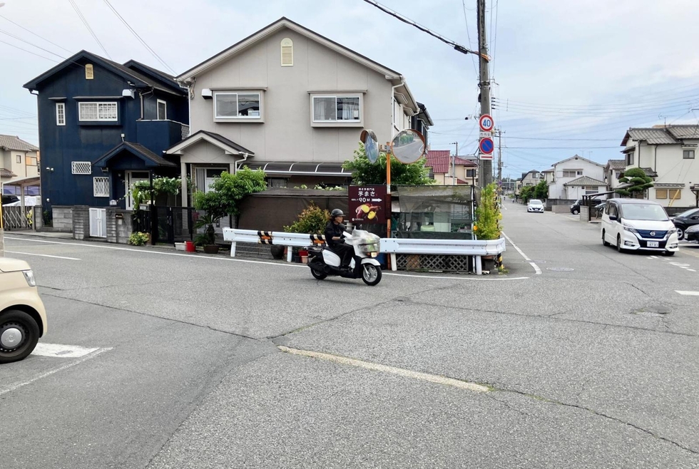 口里の交差点＝加古川市尾上町口里