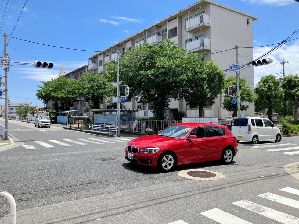 王塚台北交差点＝神戸市西区王塚台５