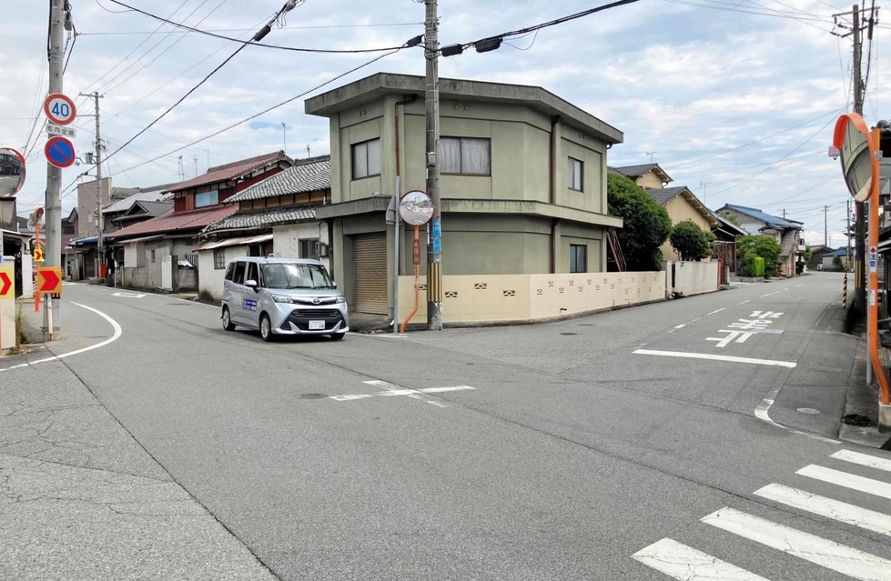 中村の交差点＝兵庫県稲美町中村