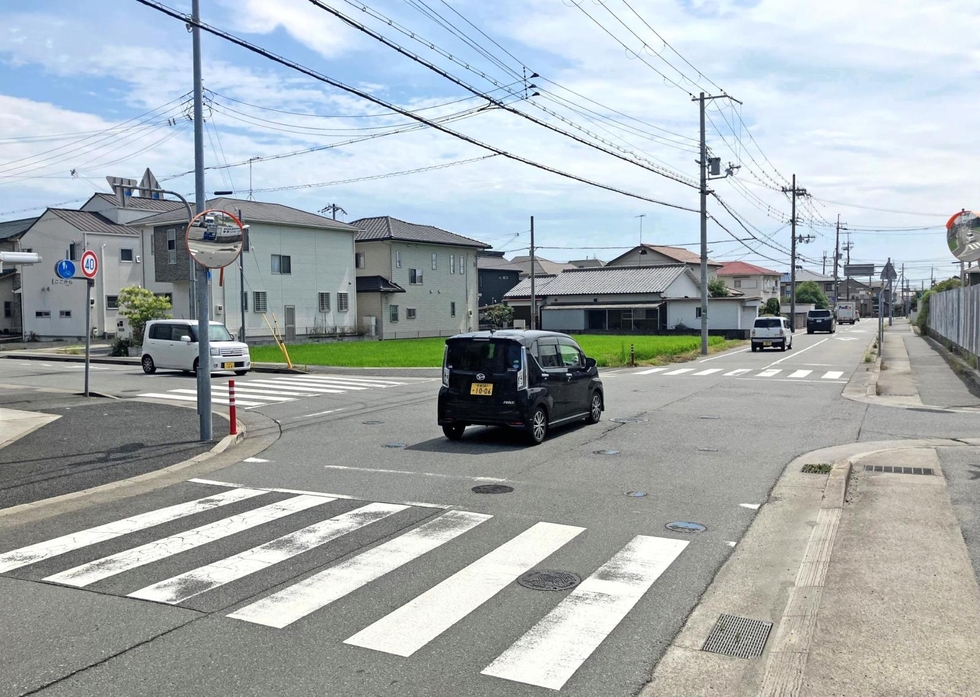 大中１の交差点＝兵庫県播磨町大中１