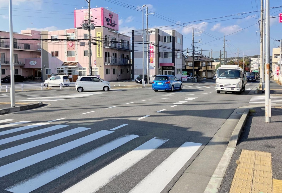 水谷２の交差点＝神戸市西区水谷２