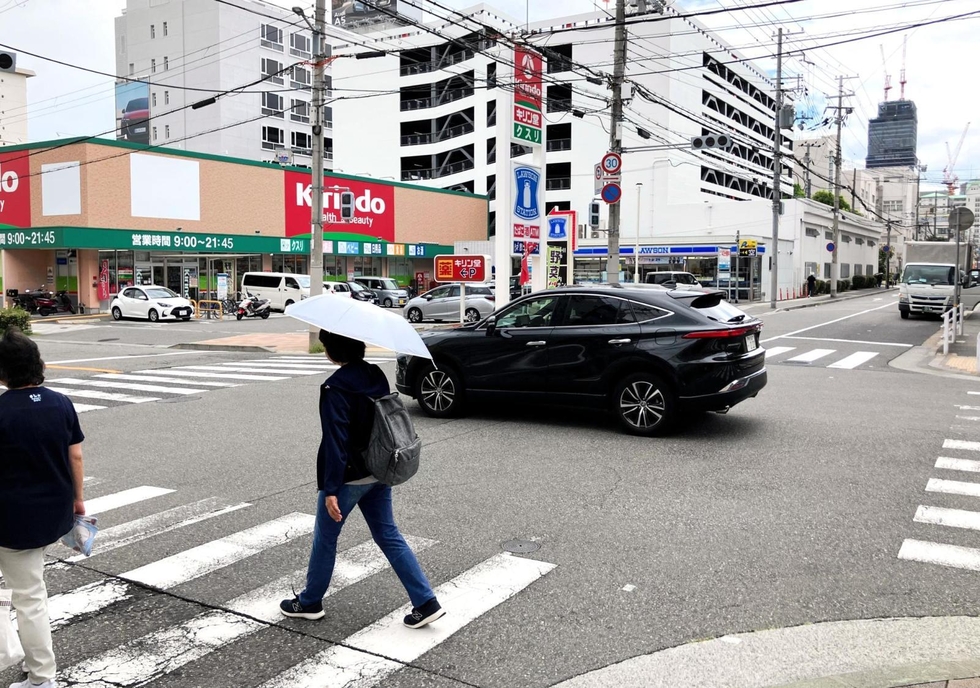 日暮通２の交差点＝神戸市中央区日暮通２