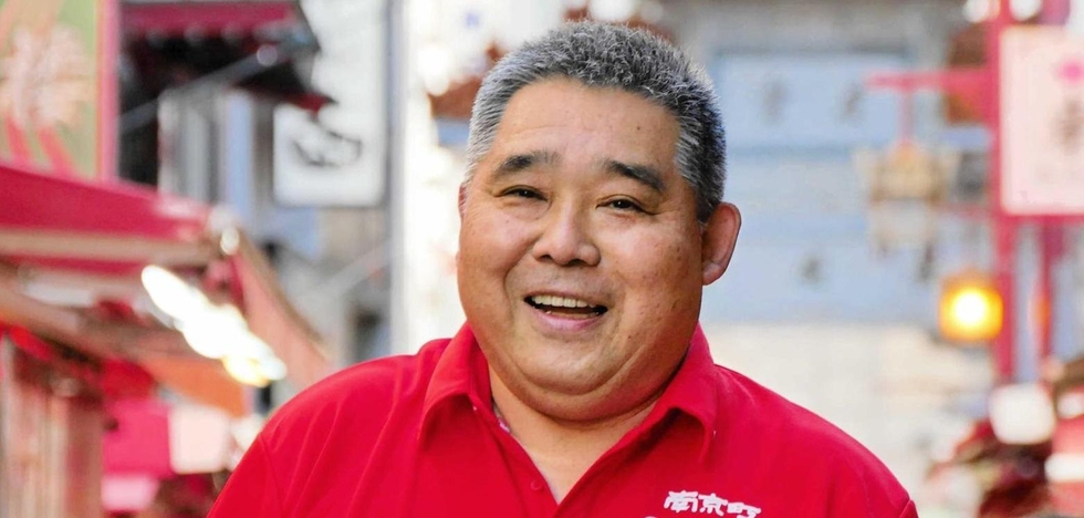 安達正一さん＝神戸市中央区、南京町