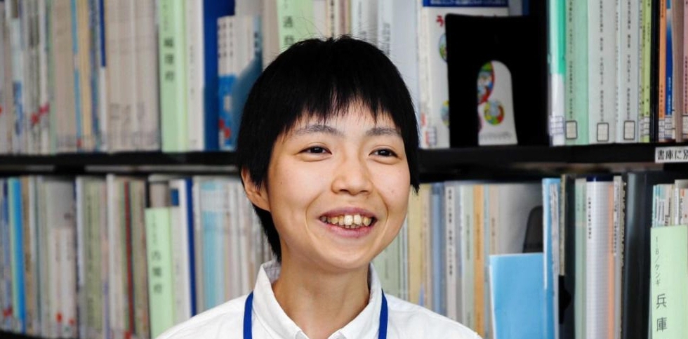 「人と防災未来センター」で働いていたころの岸本くるみさん＝２０１４年、神戸市中央区脇浜海岸通１