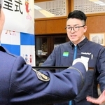 店長の田浦智嗣さん（右）