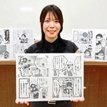 特殊詐欺啓発の４こま漫画を「全ての年代の人に届くよう描いた」と話す洲本署の桑島雛巡査＝洲本市山手２