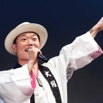 亡くなる約１カ月前のライブで熱唱するいときんさん＝２０１７年１２月、大阪市内