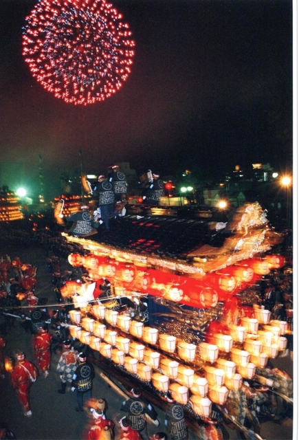 秩父祭（写真集「にっぽんの祭り」から）