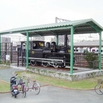 ＪＲ鳥栖駅の隣接地に展示されている２６８号機関車＝鳥栖市本鳥栖町（鳥栖市提供）