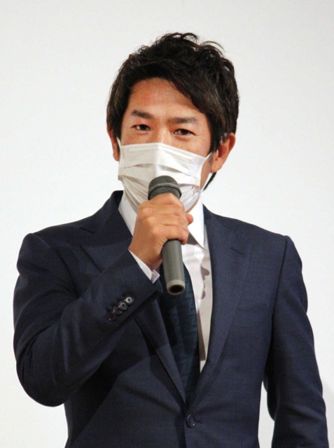 「ありがとうと声を掛け合って、一緒に頑張ろう」と話す清水さん＝三田学園