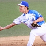低いポイントからボールを放つ＝アメニスキッピースタジアム