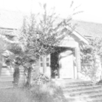 １９５７（昭和３２）年ごろの診療所（三田市提供）