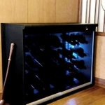 ワインセラーのようにデザインしたスリッパの殺菌庫　