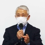 愛好家の丹羽建蔵さん＝三田市三田町