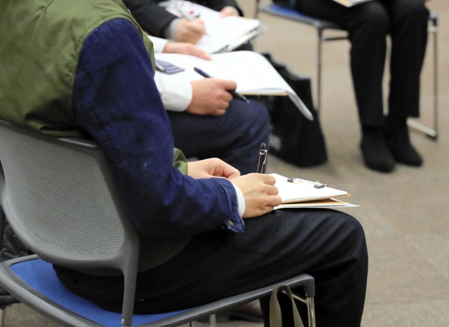 ＮＰＯ法人が開催する講座へ参加した＝三田市内